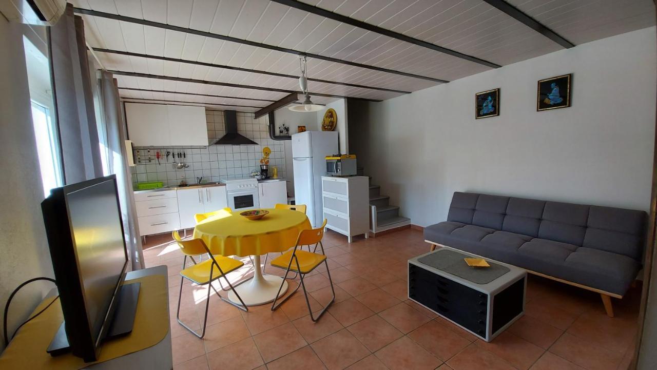 Le Mas Des Sorcières - Maison d'hôtes Valréas Extérieur photo